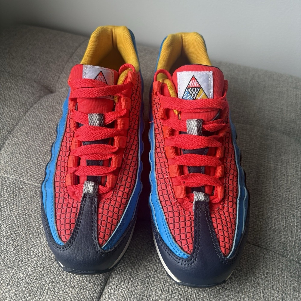 Nike Air Max 95 Now GS 'Crimson Blue' Spider- Man Size 5Y EU 38 AV2289-600 - Picture 4 of 8